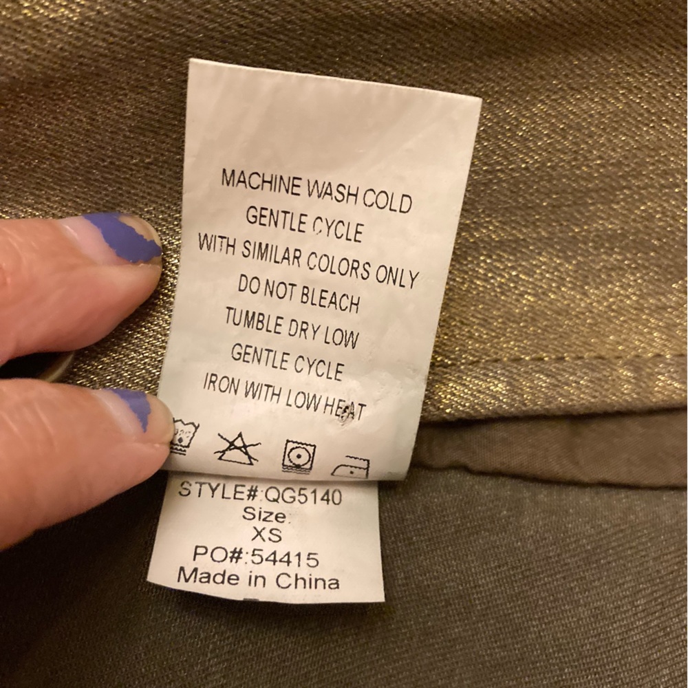 Gold Jacket - Picture 11 of 12